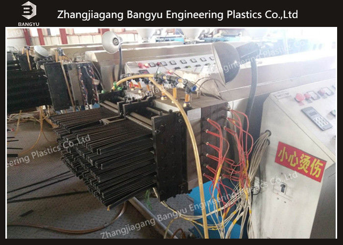 Recycled Single Screw Extruder Machine for Plastic PA Heat Breaking Strip